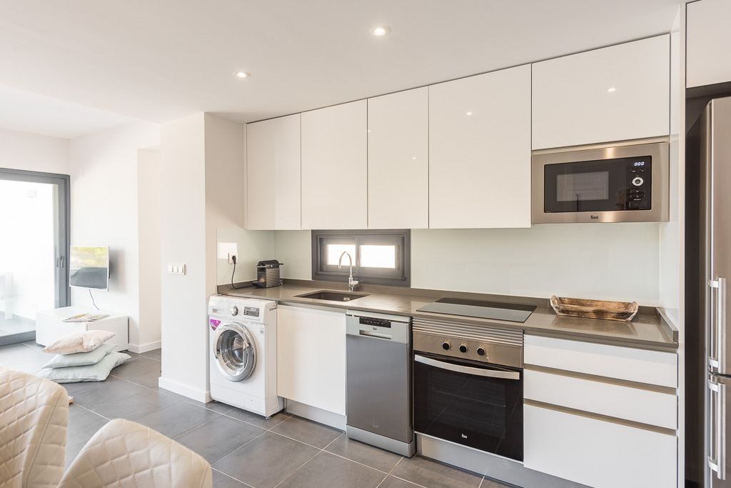 Resa Estates Ibiza te koop appartement Vadella Mar zee zicht keuken.jpg